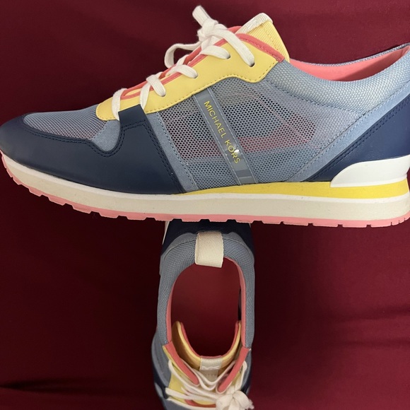 Gently worn Michael Kors Dash Trainer Small Net Mesh Sneakers - Picture 3 of 12